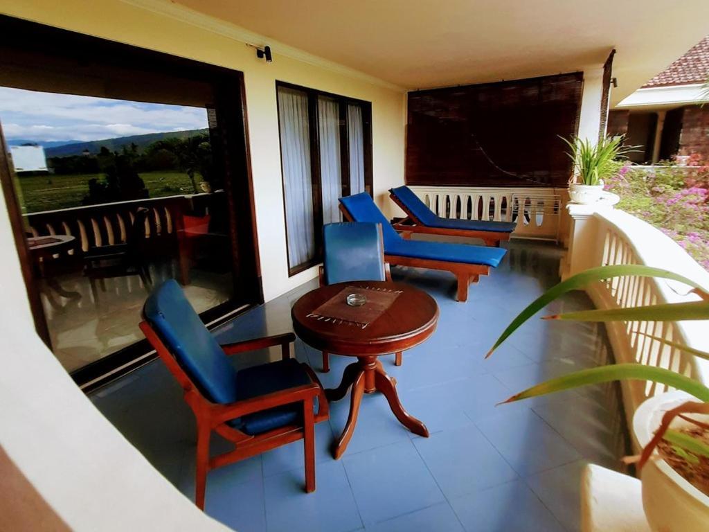 Bali Paradise Hotel Boutique Resort Lovina  Exterior photo