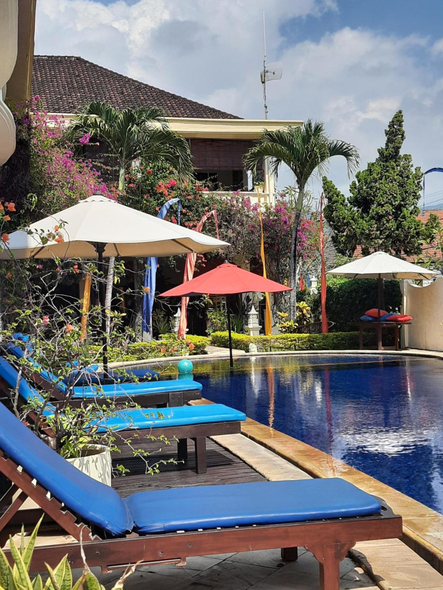 Bali Paradise Hotel Boutique Resort Lovina  Exterior photo